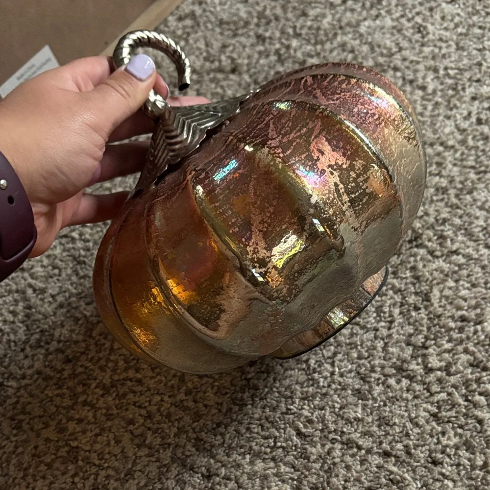 Kirklands Amber Glass Pumpkin with Metal Leaf - Picture 4 of 6